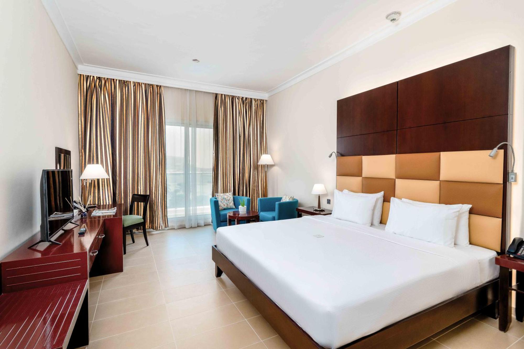 Metropolitan Al Mafraq Hotel Abu Dhabi Exteriör bild